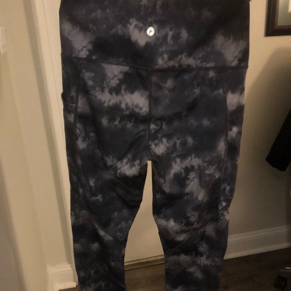 Matching workout set: medium bra & legging - Picture 5 of 7